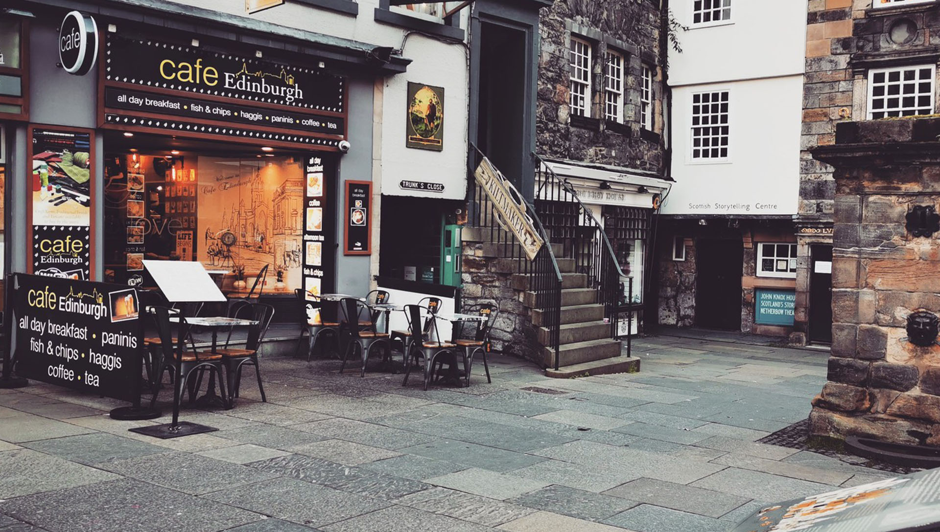Cafe Edinburgh warm interior